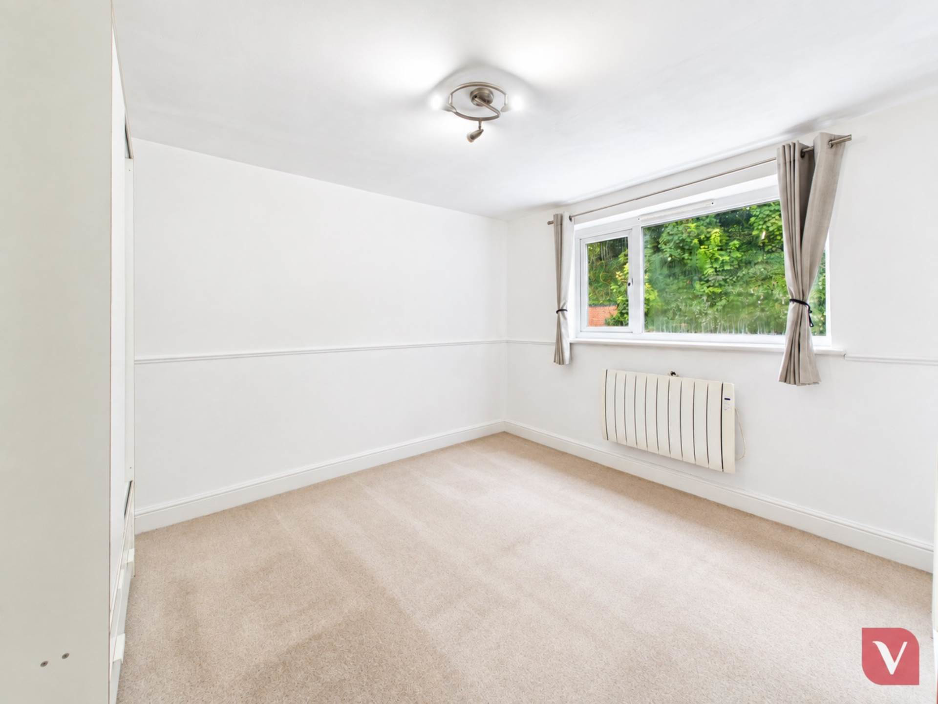 Downs Road, Luton, photo 6