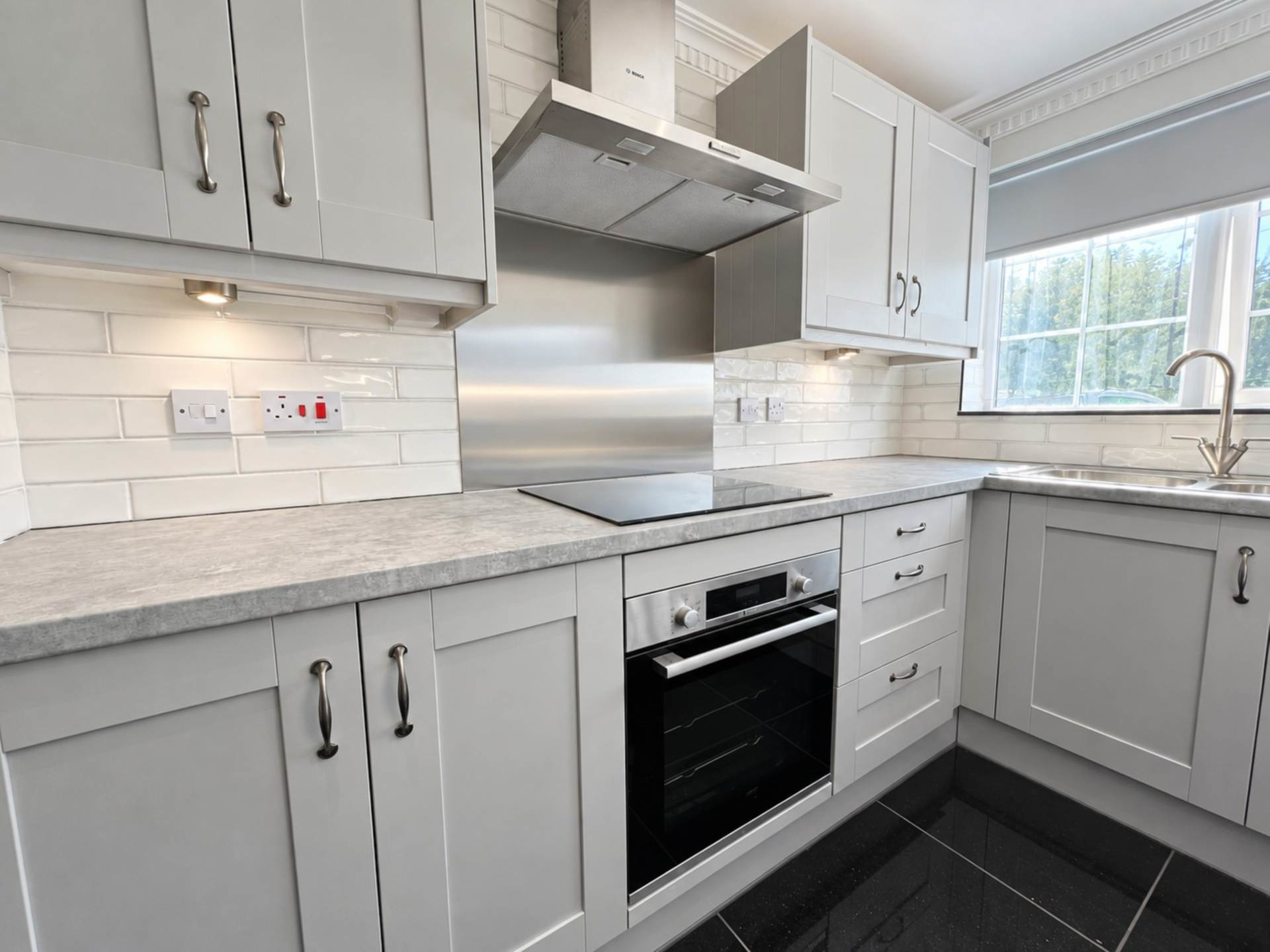 Anmer Gardens, Luton, photo 7