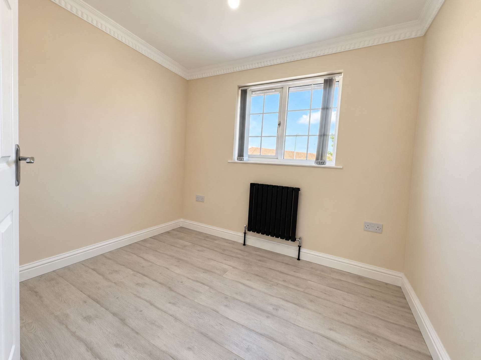 Anmer Gardens, Luton, photo 19