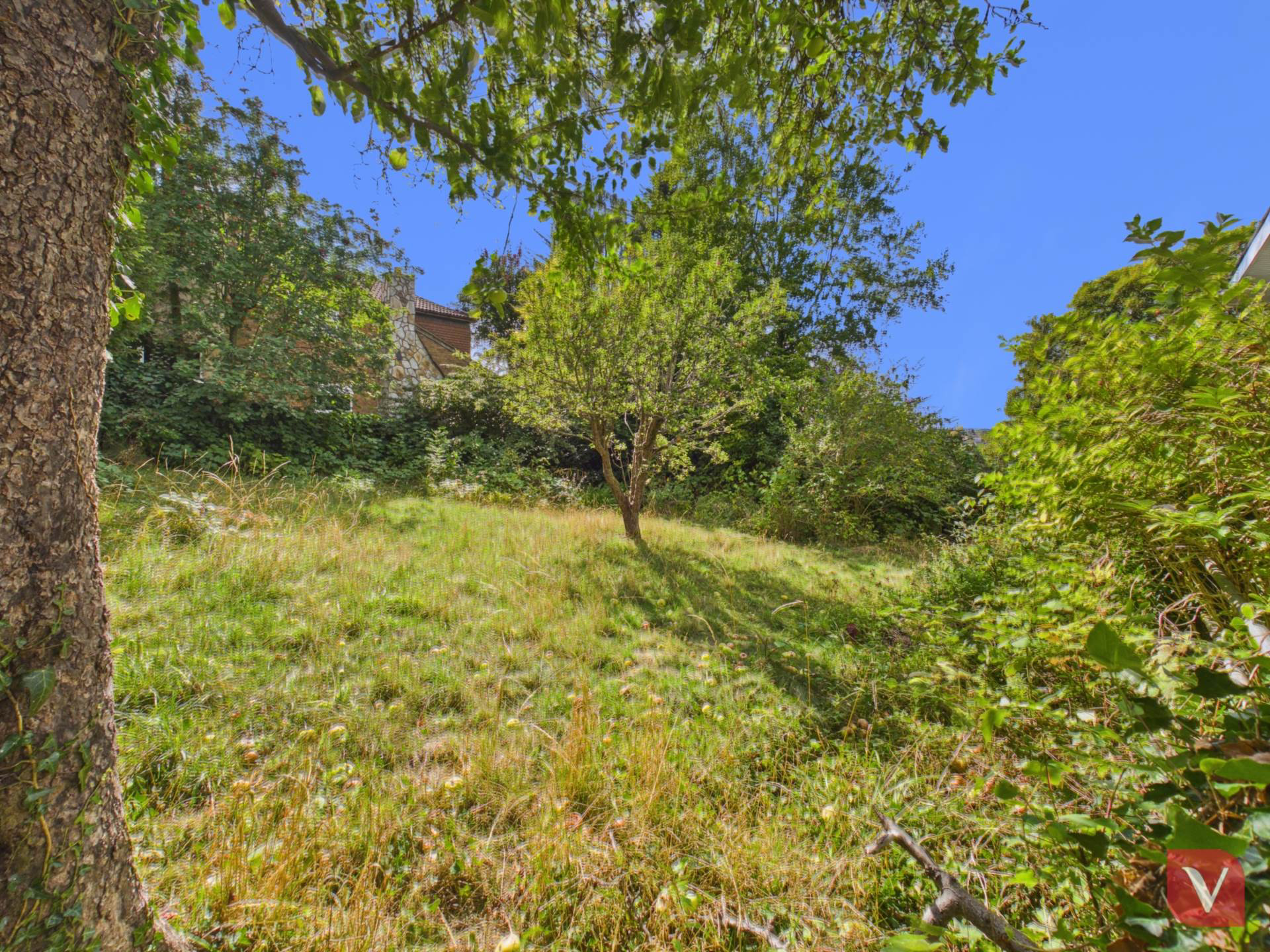 Mountfield Road & Plot of Land from Wardown Crescent, photo 7