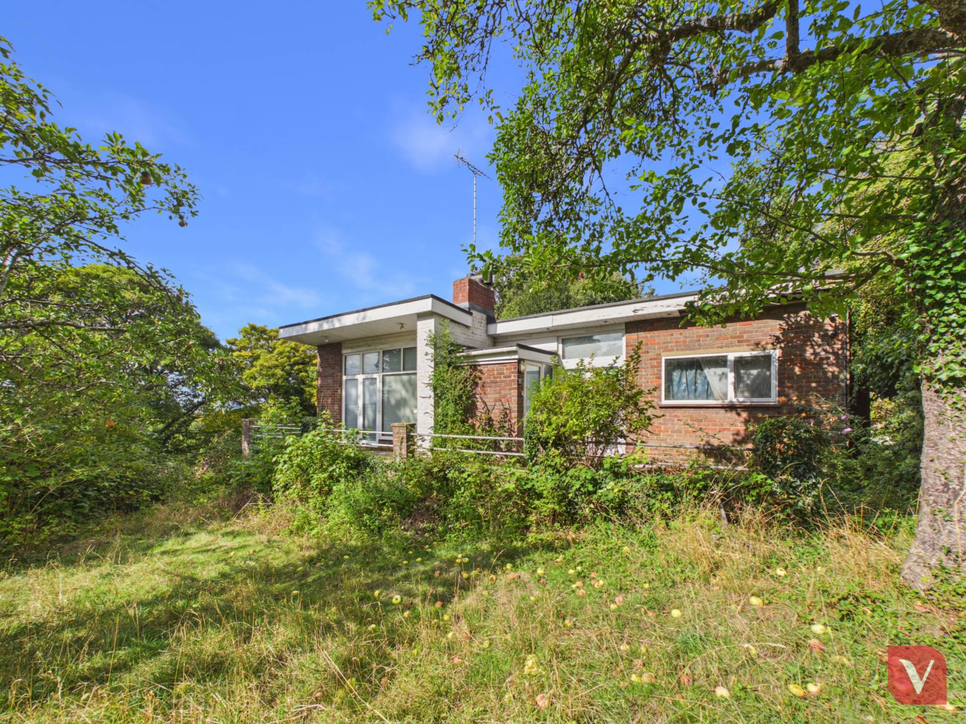 Mountfield Road & Plot of Land from Wardown Crescent