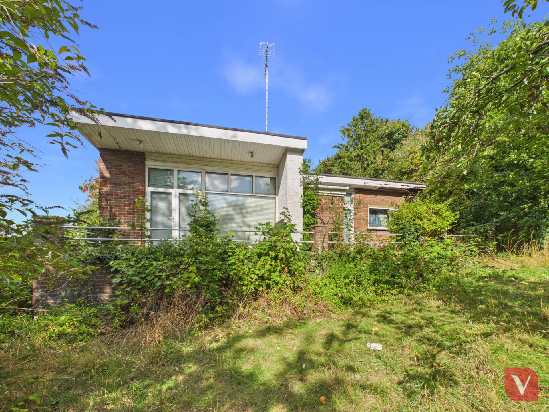 Mountfield Road & Plot of Land from Wardown Crescent, photo 6