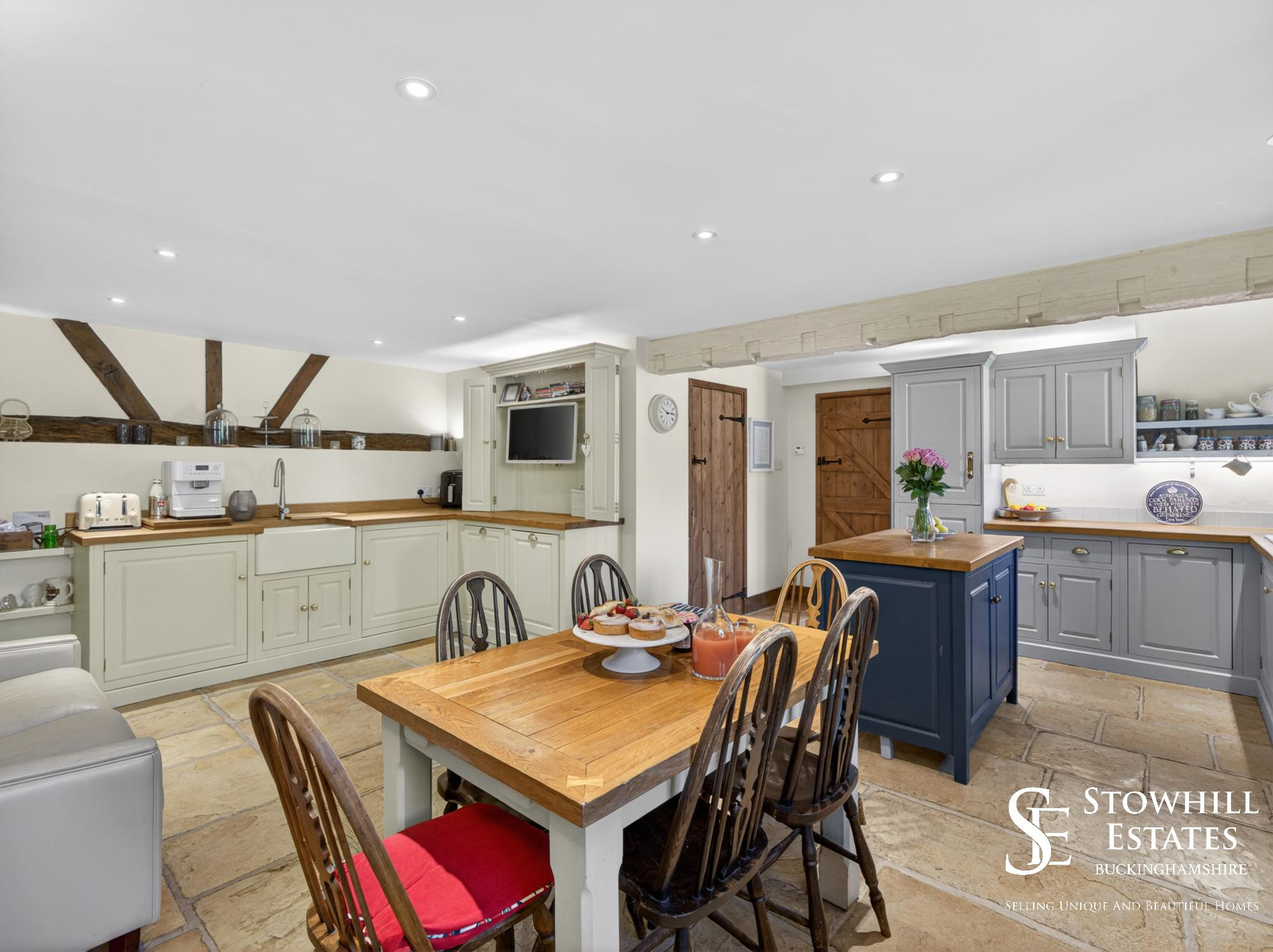 Valley Road, Hughenden Valley, HP14, photo 11