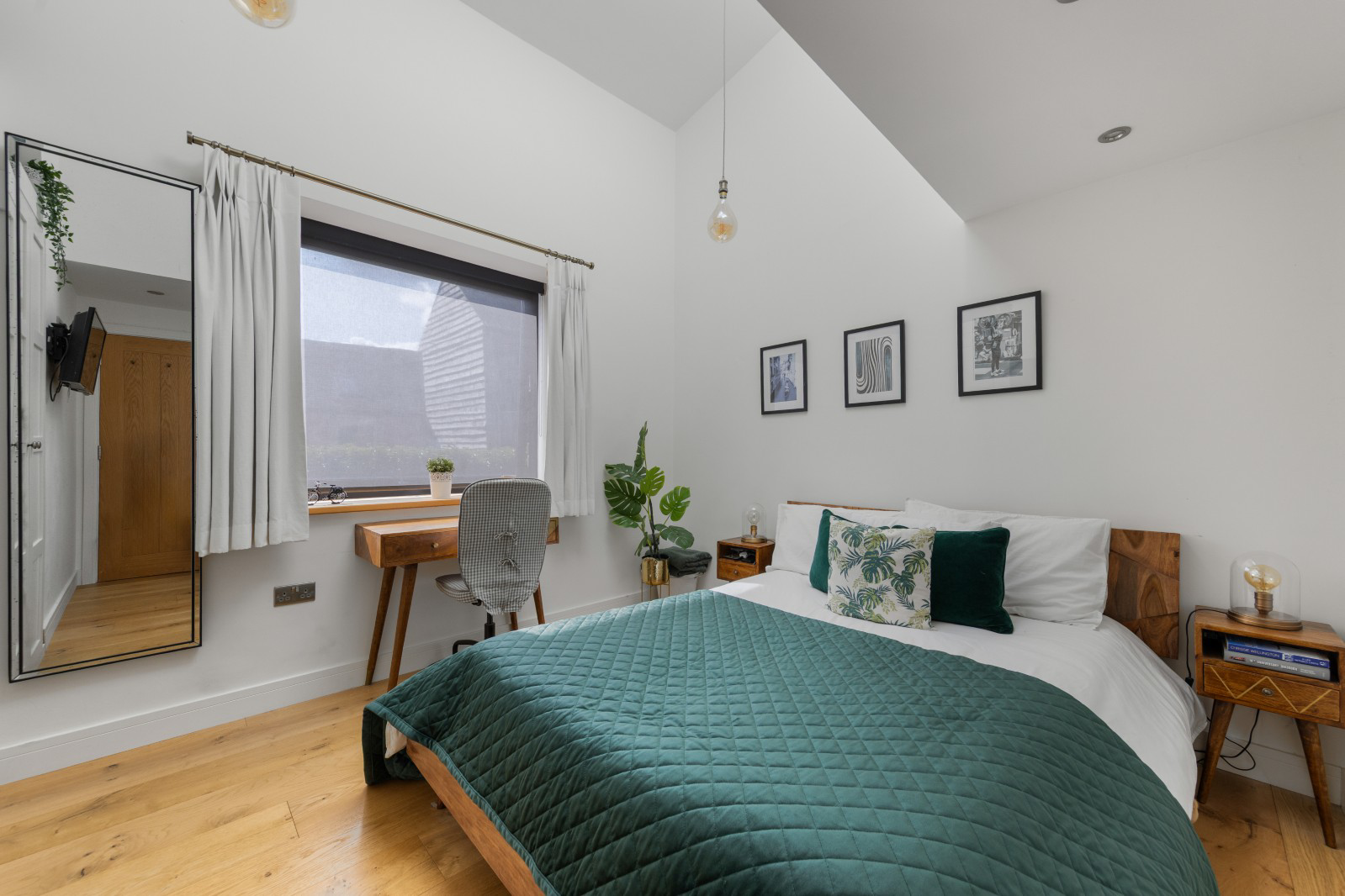 Wood Street, Bushley, GL20, photo 11