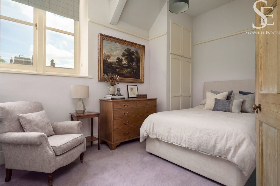 Tile Barn, Woolton Hill, RG20, photo 16