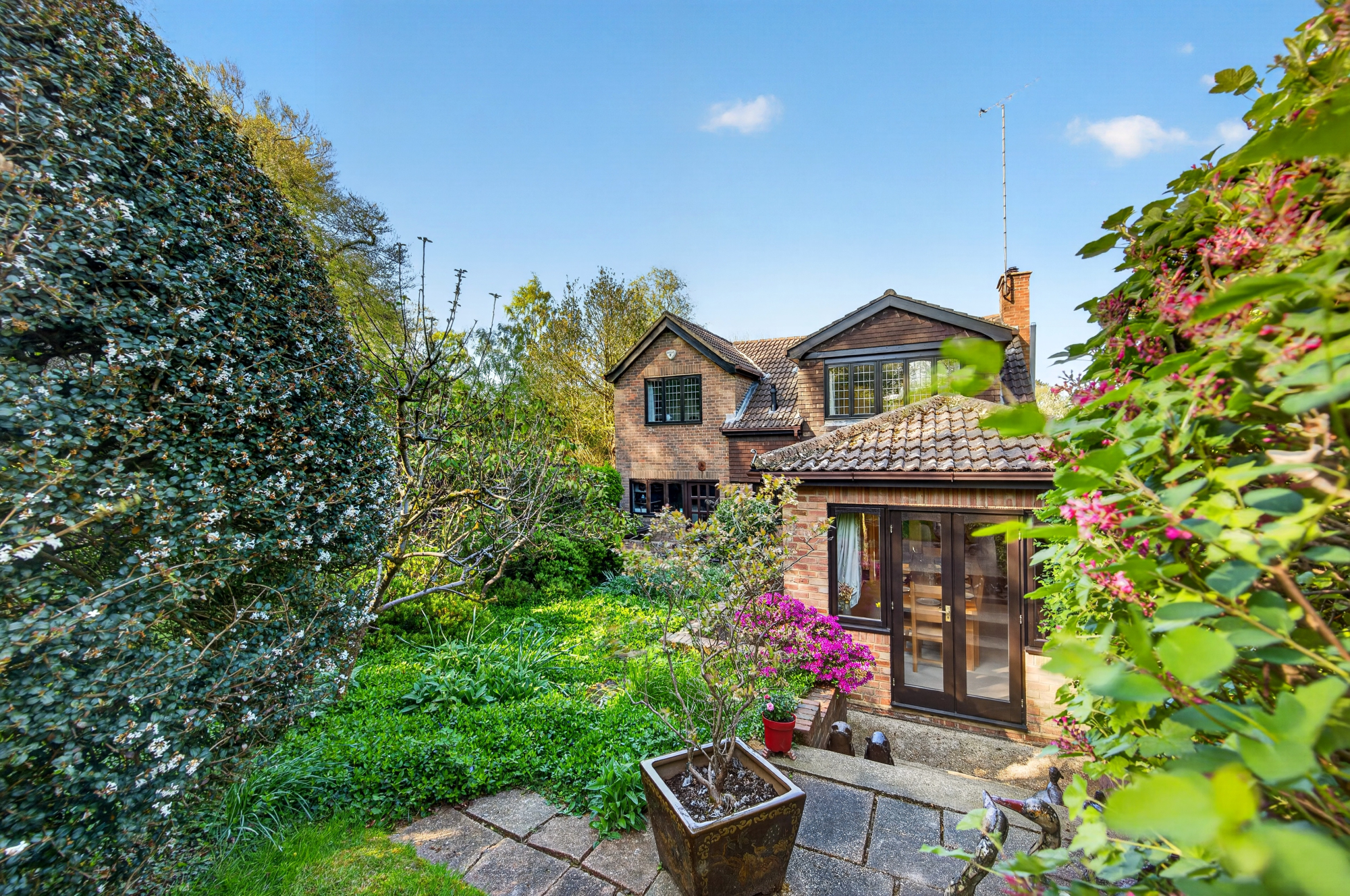 Beacon Road, Ringshall, HP4, photo 43