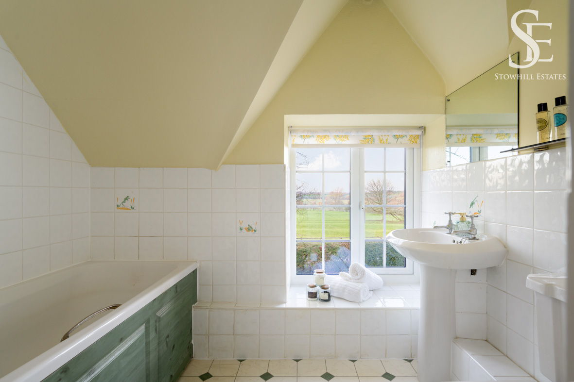 Over Worton, Chipping Norton, OX7, photo 22