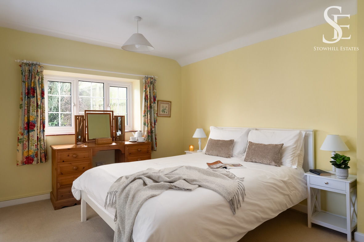 Over Worton, Chipping Norton, OX7, photo 30
