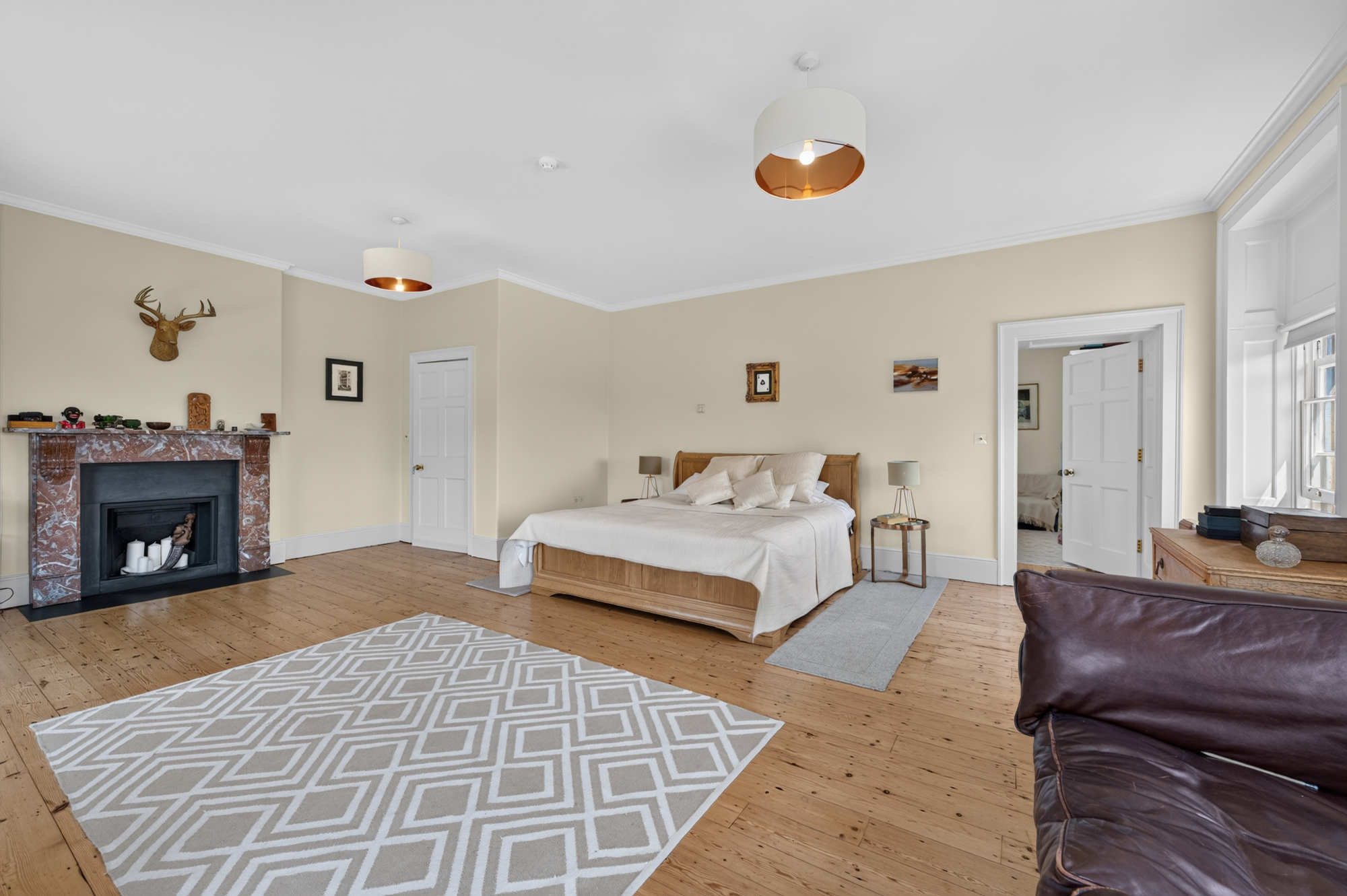Principal bedroom