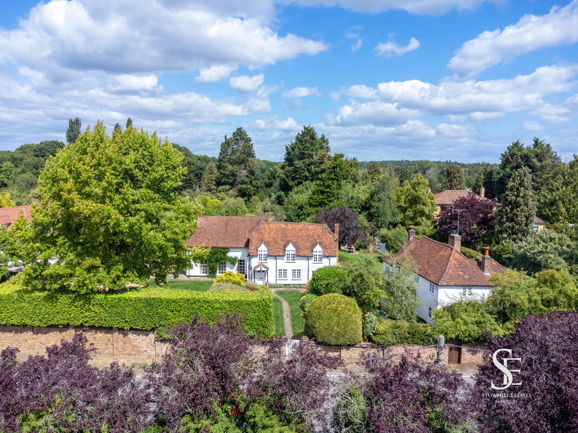 Bagshot Road, Chobham, GU24
