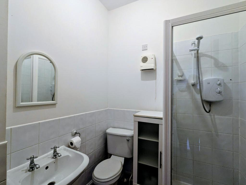 Pembroke Buildings, Cambrian Place, Swansea, SA1 1RL, photo 4