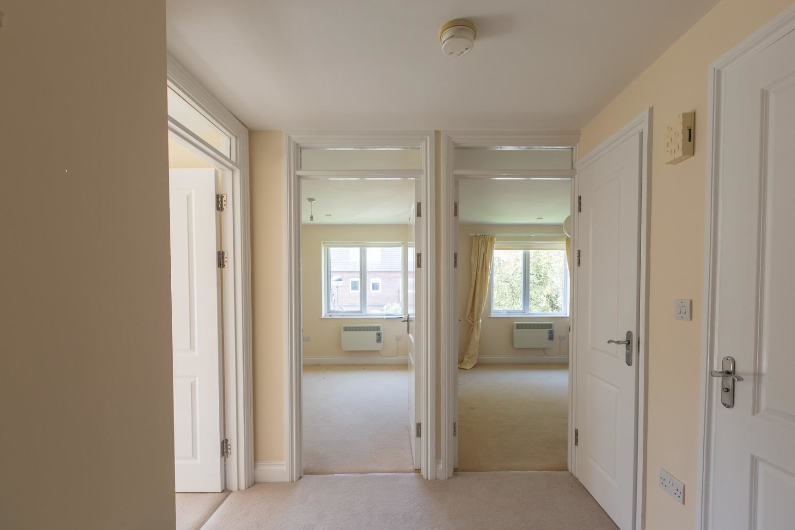 Willow court, Clyne Common, Swansea, photo 10
