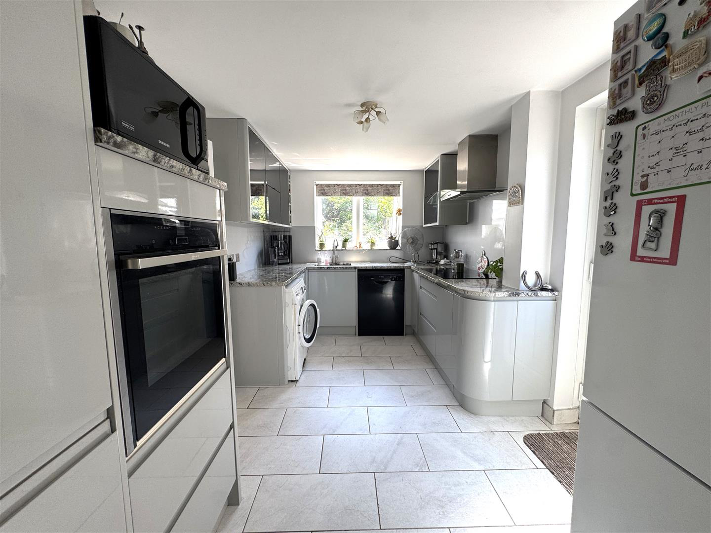 Heol Barcud, Birchgrove, Swansea