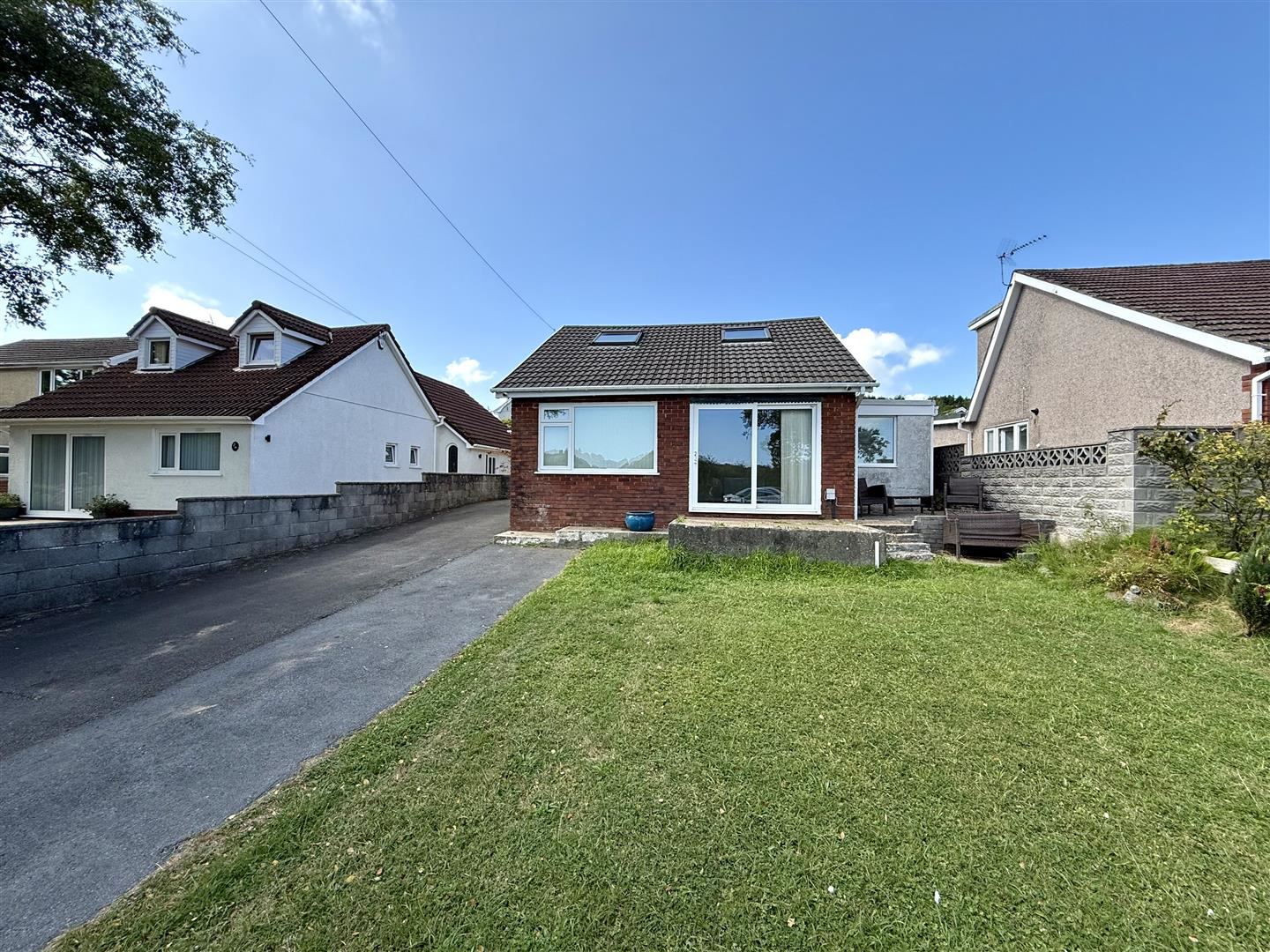 Ddol Road, Dunvant, Swansea, photo 2