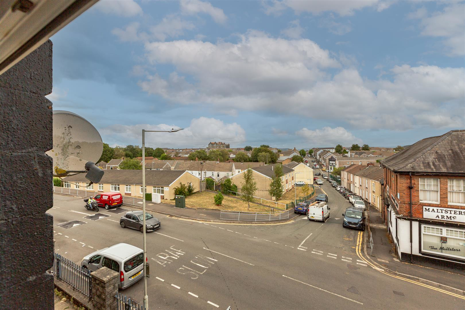 Pentregethin Road, Cwmbwrla, Swansea, photo 10