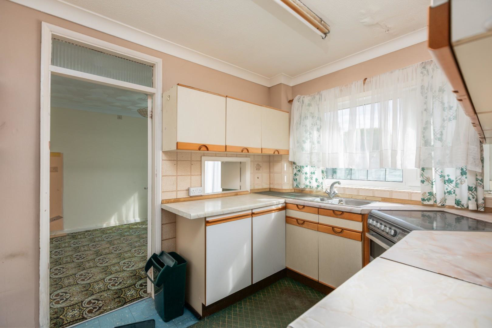 Browns Drive, Southgate, Swansea, photo 7
