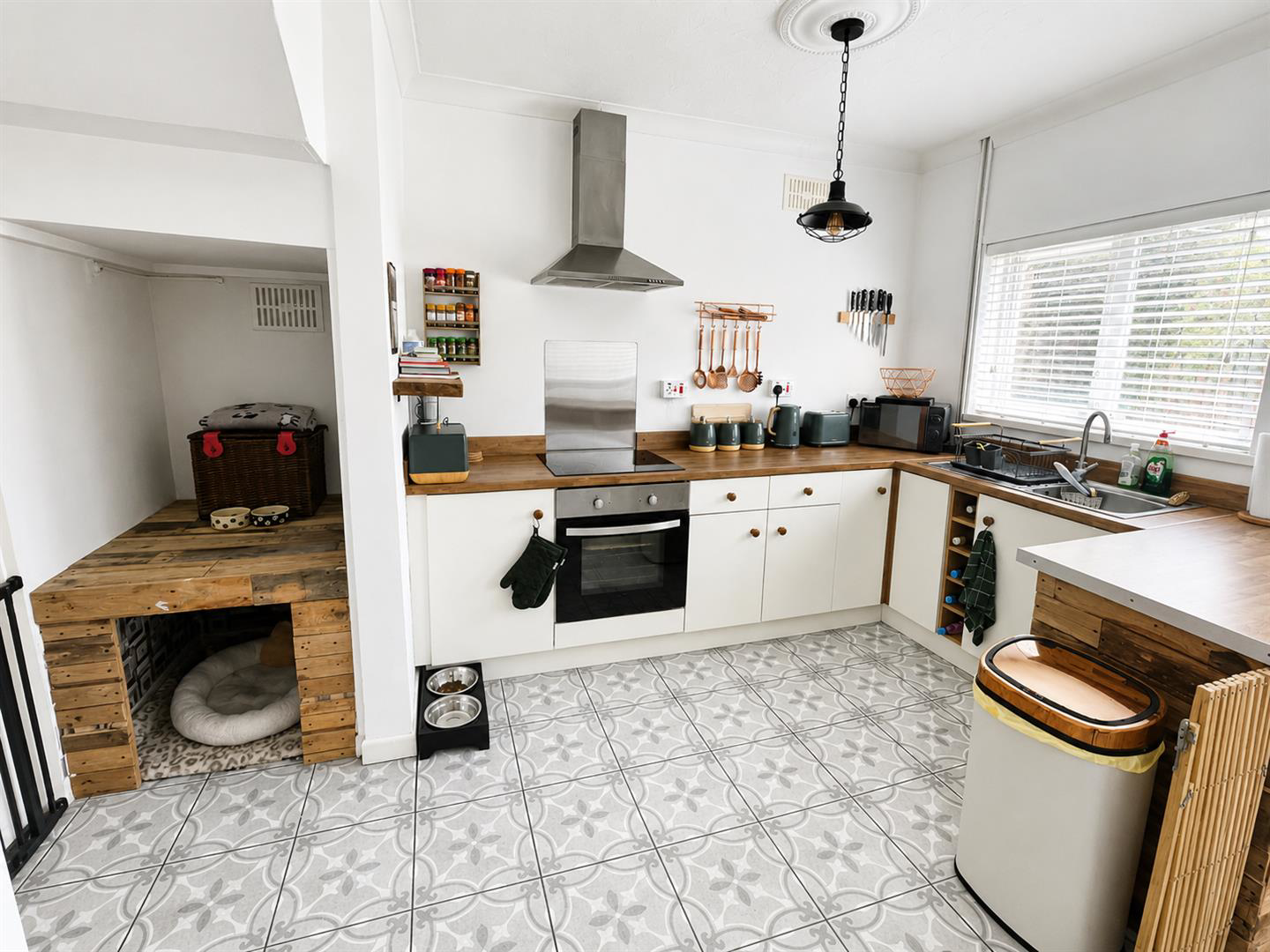 Cae Gwyn Road, Pontarddulais, Swansea, photo 6