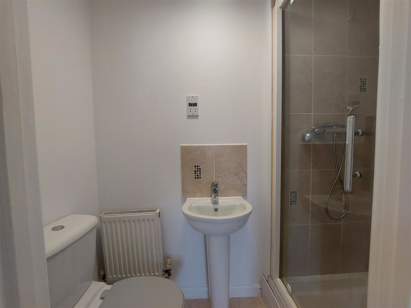Six Mills Avenue, Gorseinon, Swansea, photo 11