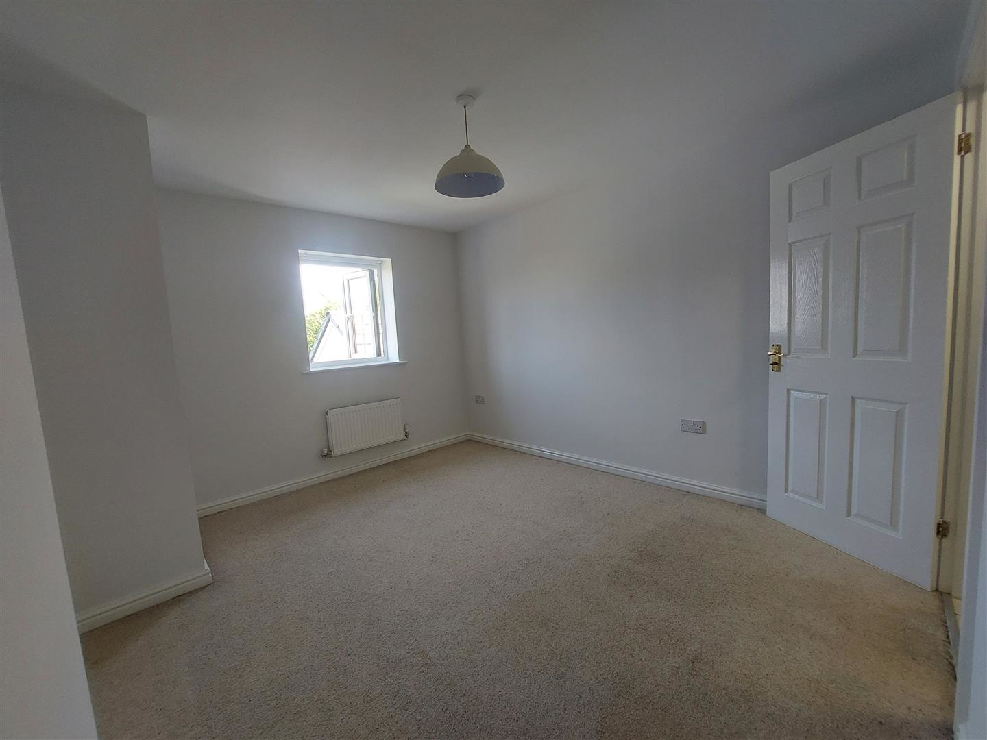 Six Mills Avenue, Gorseinon, Swansea, photo 12