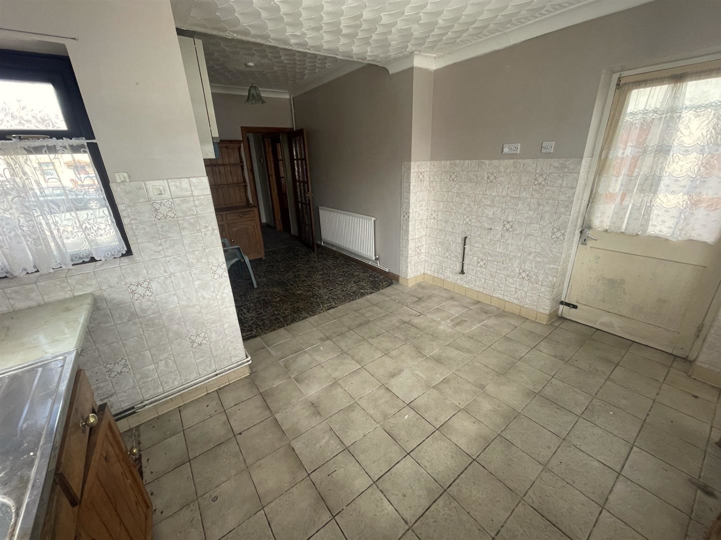 Bryngwastad Road, Gorseinon, Swansea, photo 13