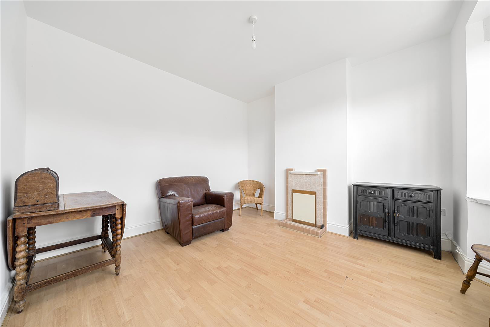 104 Gorseinon Road, Penllergaer, Swansea, photo 16