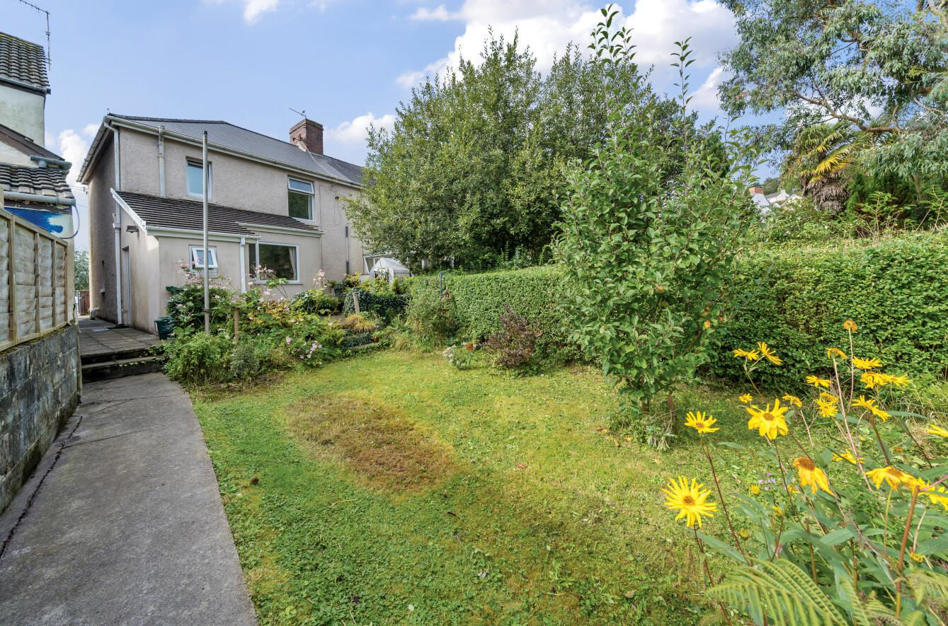 Bassett Terrace, Llanelli, photo 12