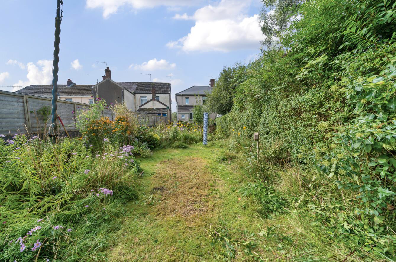 Bassett Terrace, Llanelli, photo 17
