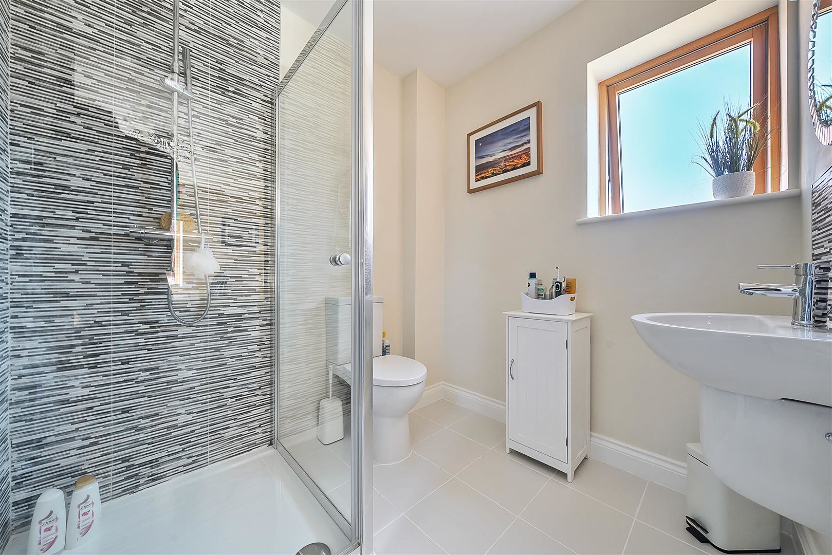 Emily Court, Marina, Swansea, photo 10