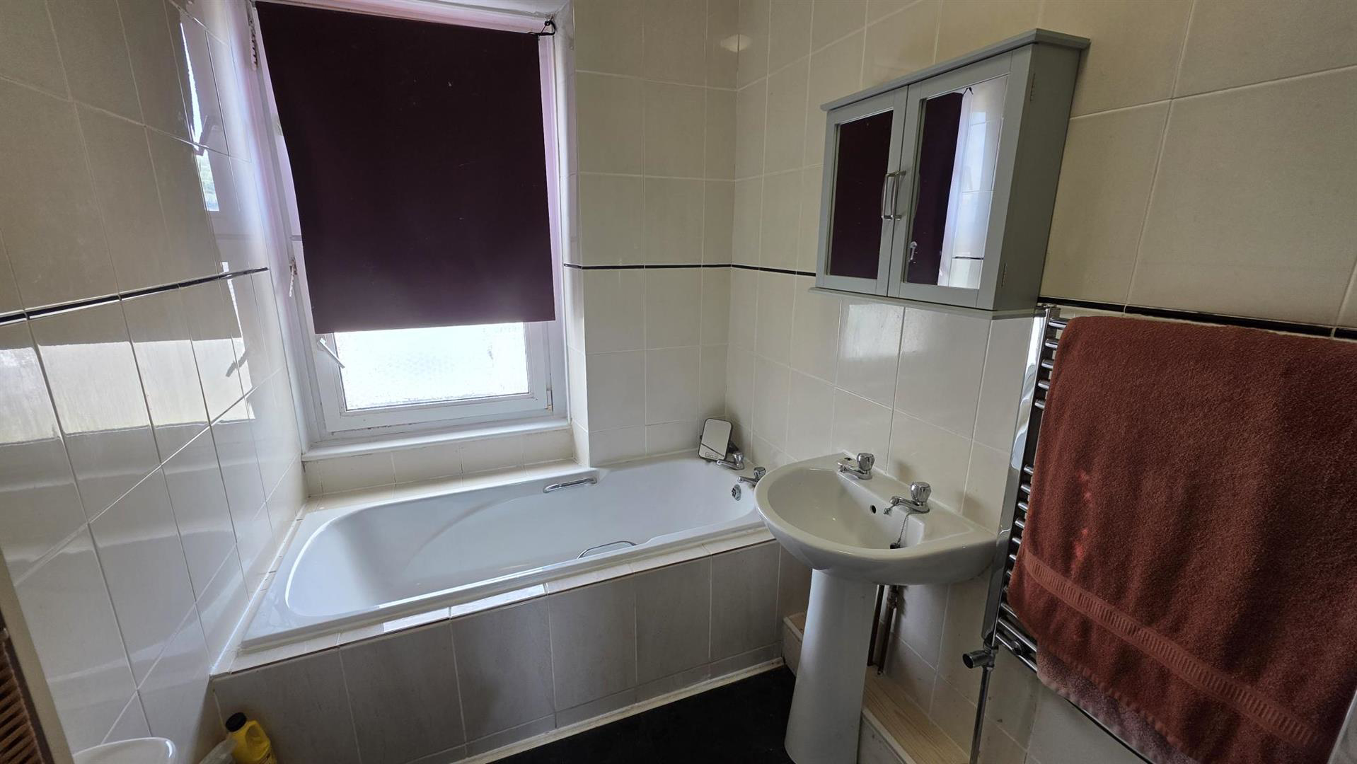 Five Roads, Llanelli, photo 10