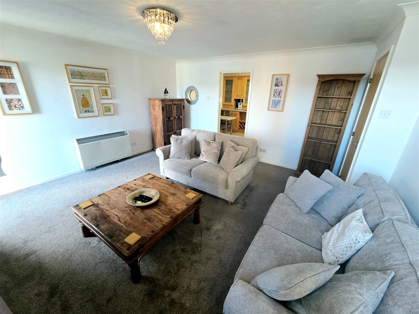 Monmouth House, Marina, Swansea, photo 4