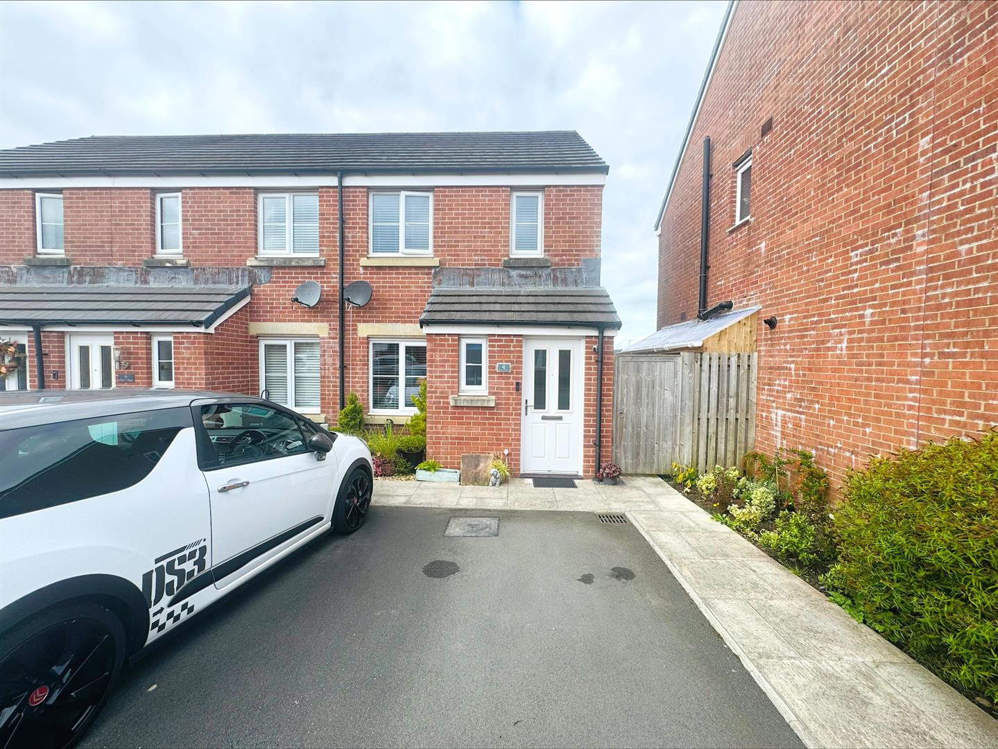 Clos Y Nant, Carway, Kidwelly, photo 22