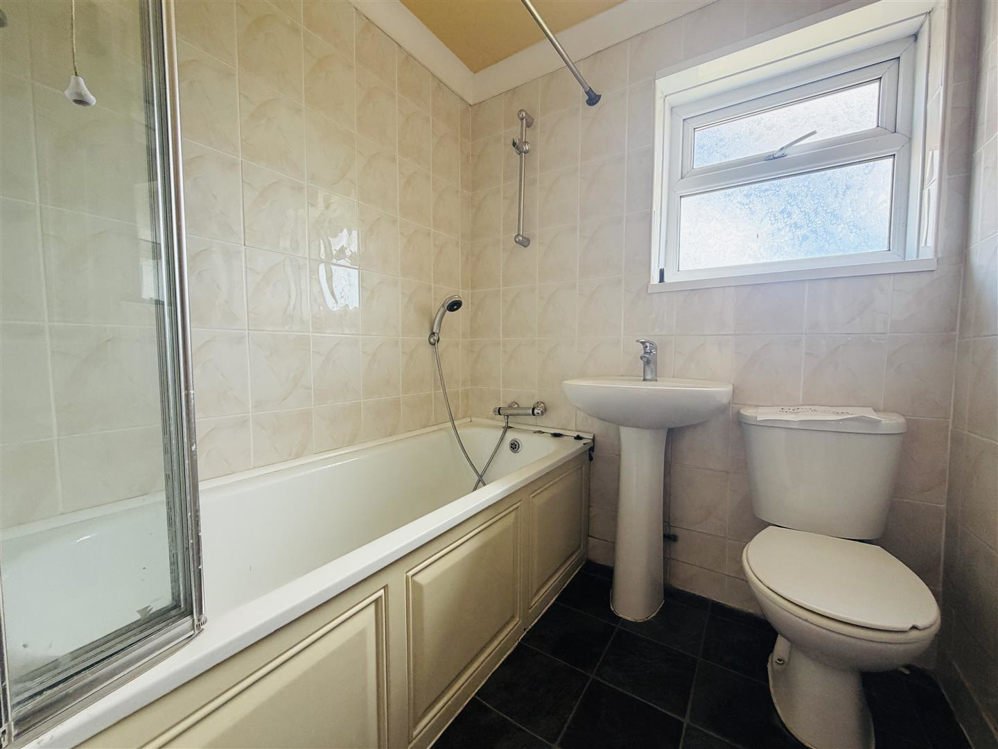 Baytree Avenue, Sketty, Swansea, photo 4