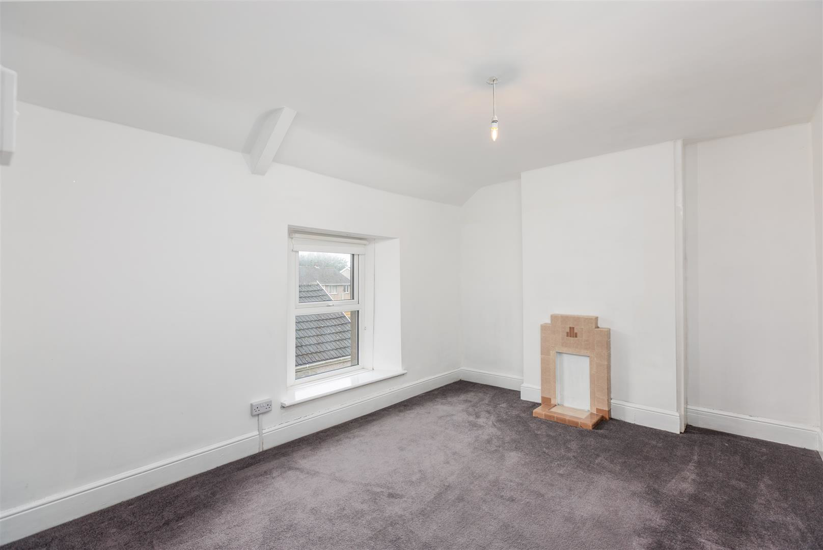 Cefn Road, Bonymaen, Swansea, photo 10