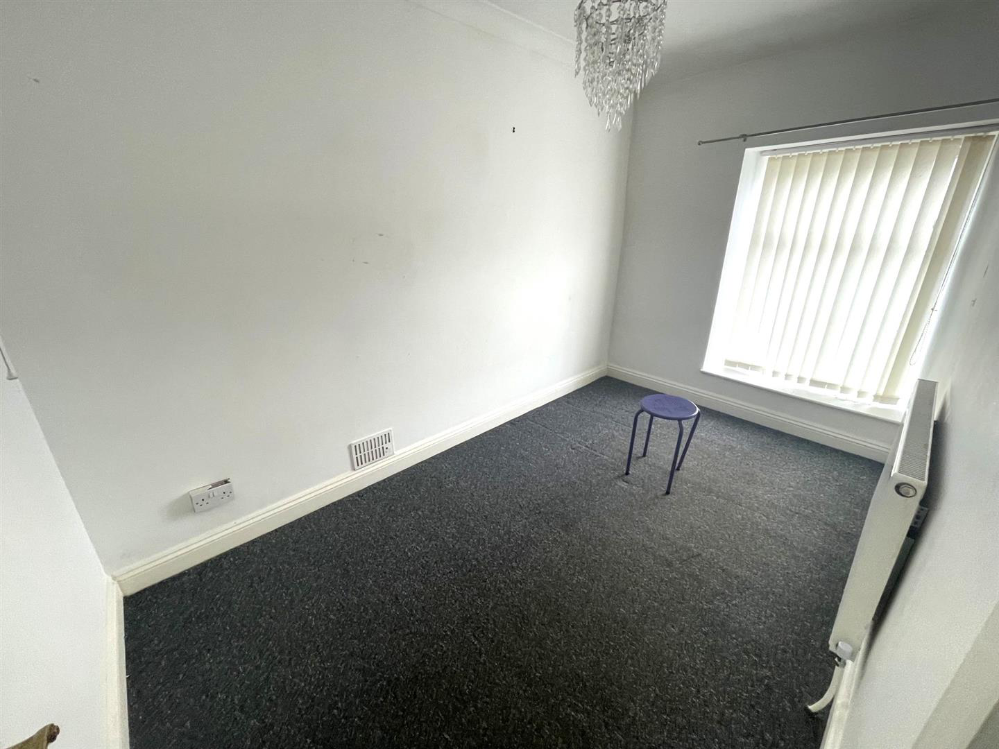 Sterry Road, Gowerton, Swansea, photo 5
