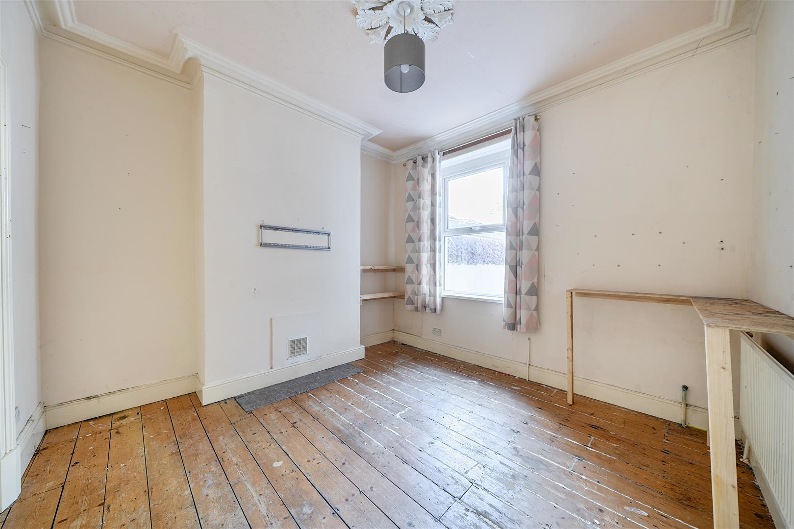 Montpelier Terrace, Mount Pleasant, Swansea, photo 12