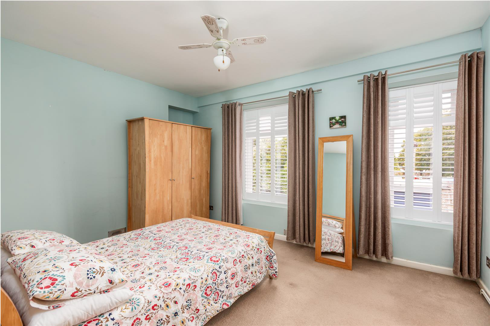 BEDROOM 1