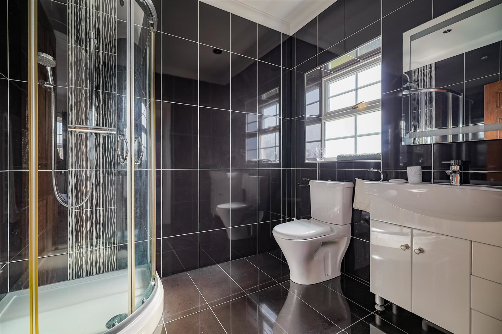 6 Clos Y Parc, Five Roads, Llanelli, photo 27