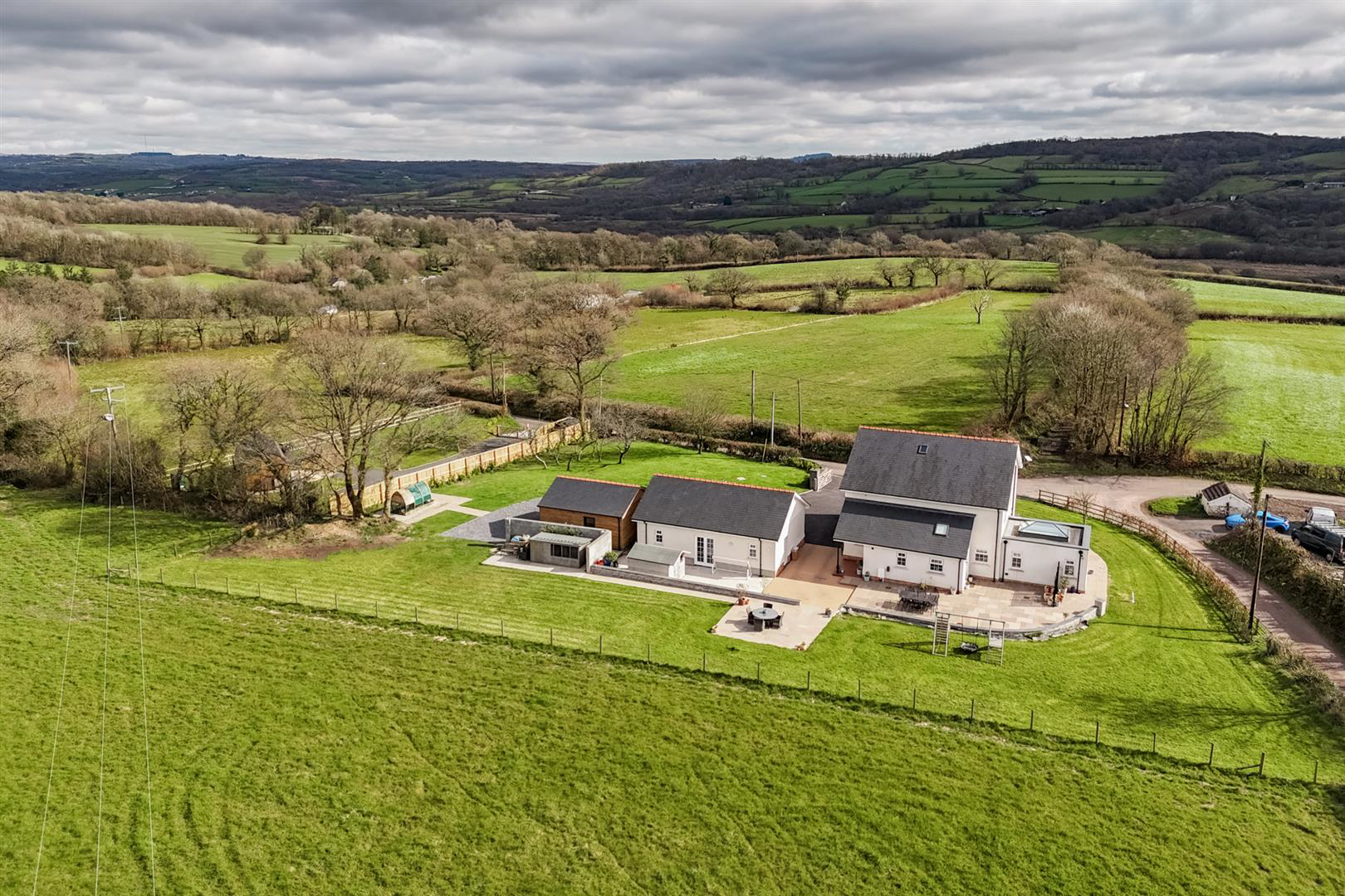 Pedrheol, Llanddarog, Carmarthen, photo 32
