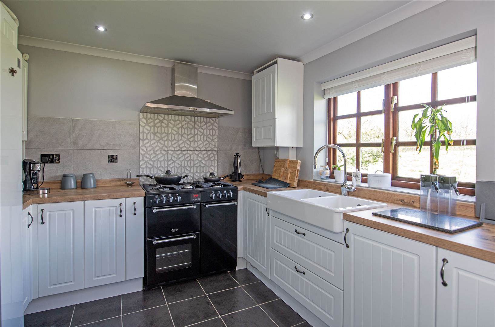 Heol Ddu Farm, Cefneithin, Llanelli, photo 24