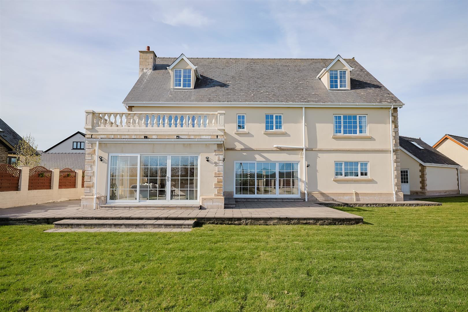 6 Clos Y Parc, Five Roads, Llanelli, photo 2