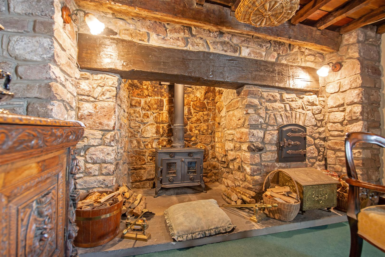 Heol Ddu Farm, Cefneithin, Llanelli, photo 12