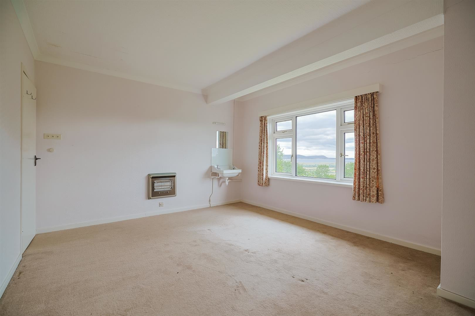 Fairways, 22, Ar Y Bryn, Pembrey, Burry Port, photo 12