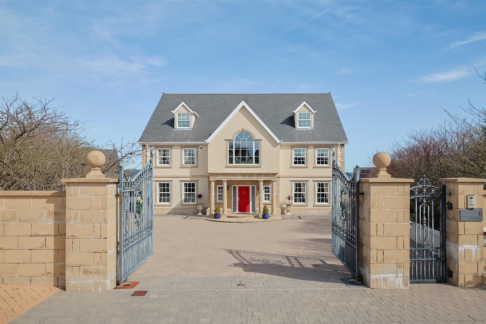 6 Clos Y Parc, Five Roads, Llanelli
