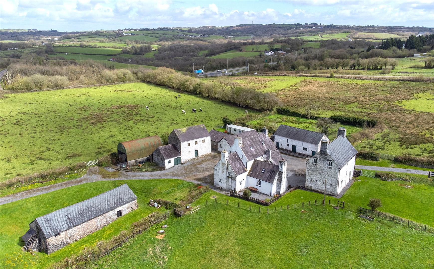 Heol Ddu Farm, Cefneithin, Llanelli