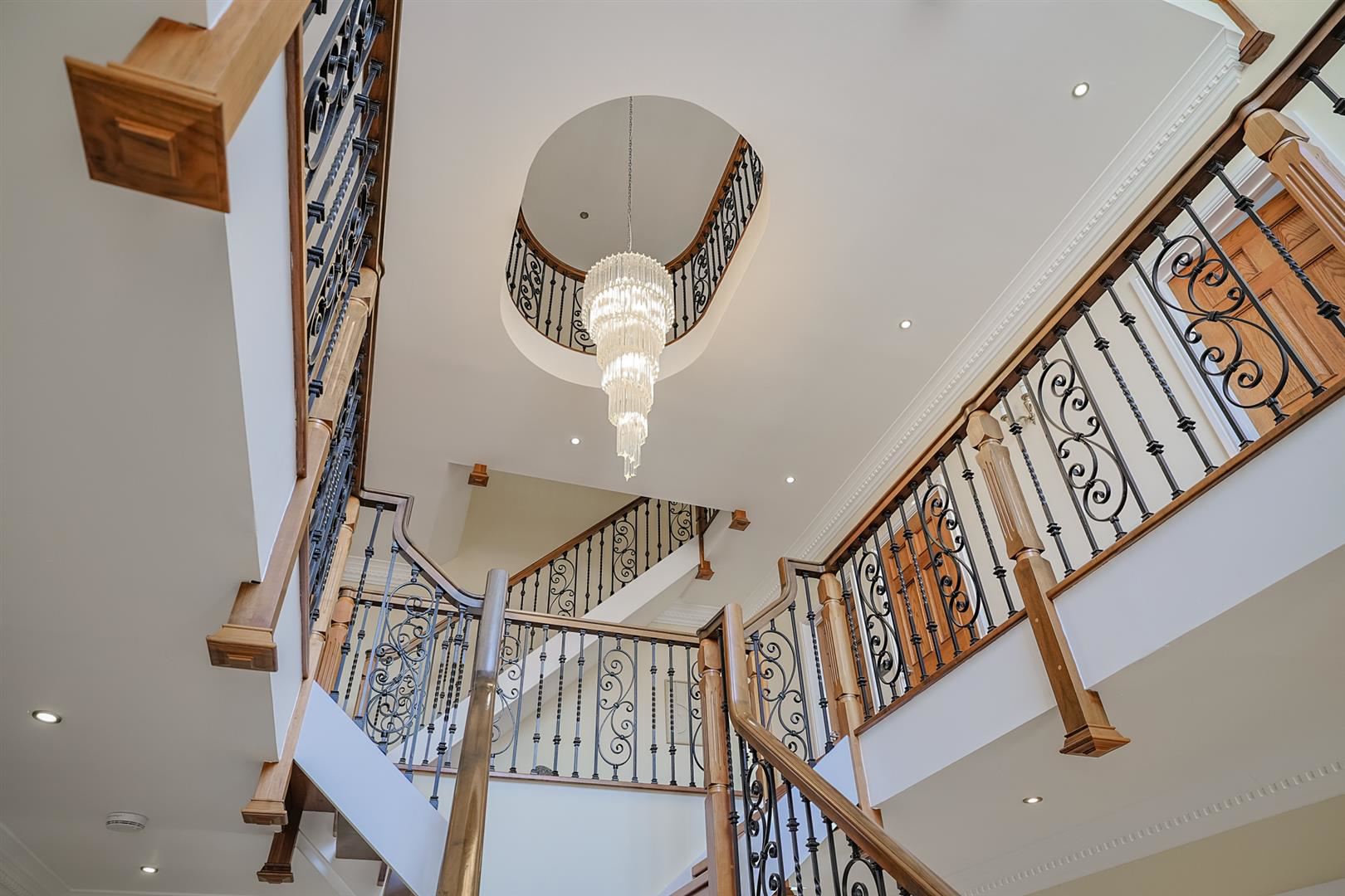 6 Clos Y Parc, Five Roads, Llanelli, photo 4