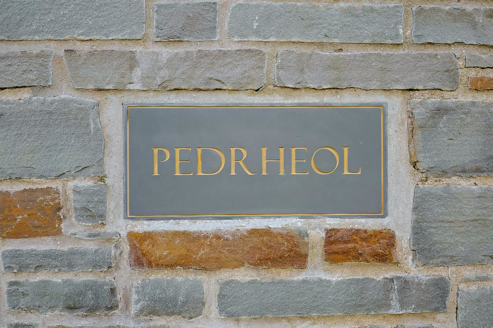 Pedrheol, Llanddarog, Carmarthen, photo 3