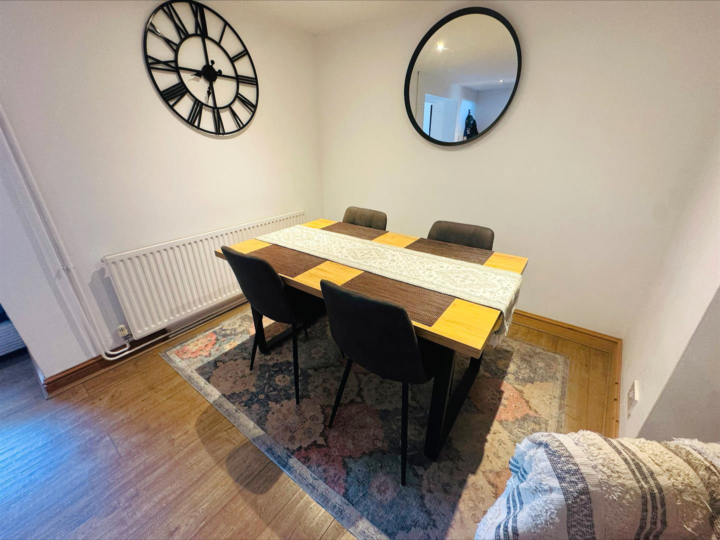 Globe Row, Llanelli, photo 8