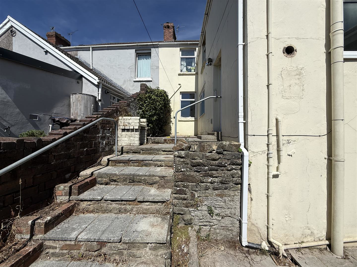 Coedsaeson Crescent, Sketty, Swansea, photo 3
