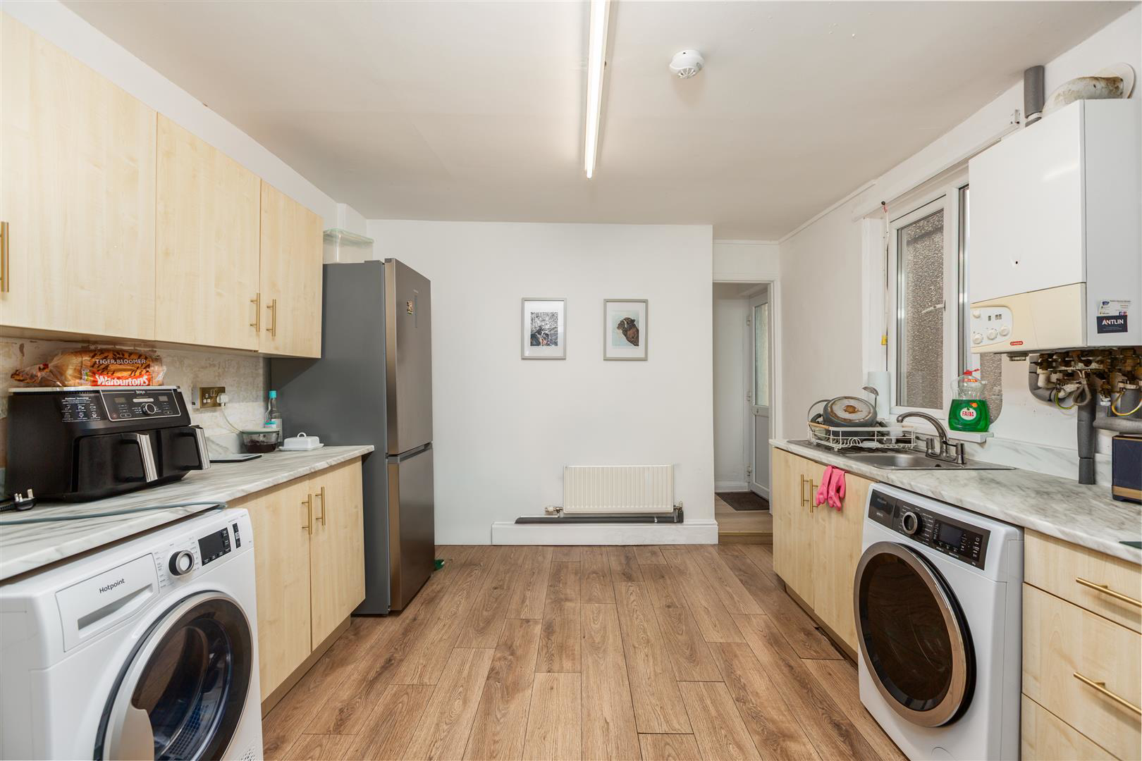 Kinley Street, St. Thomas, Swansea, photo 4