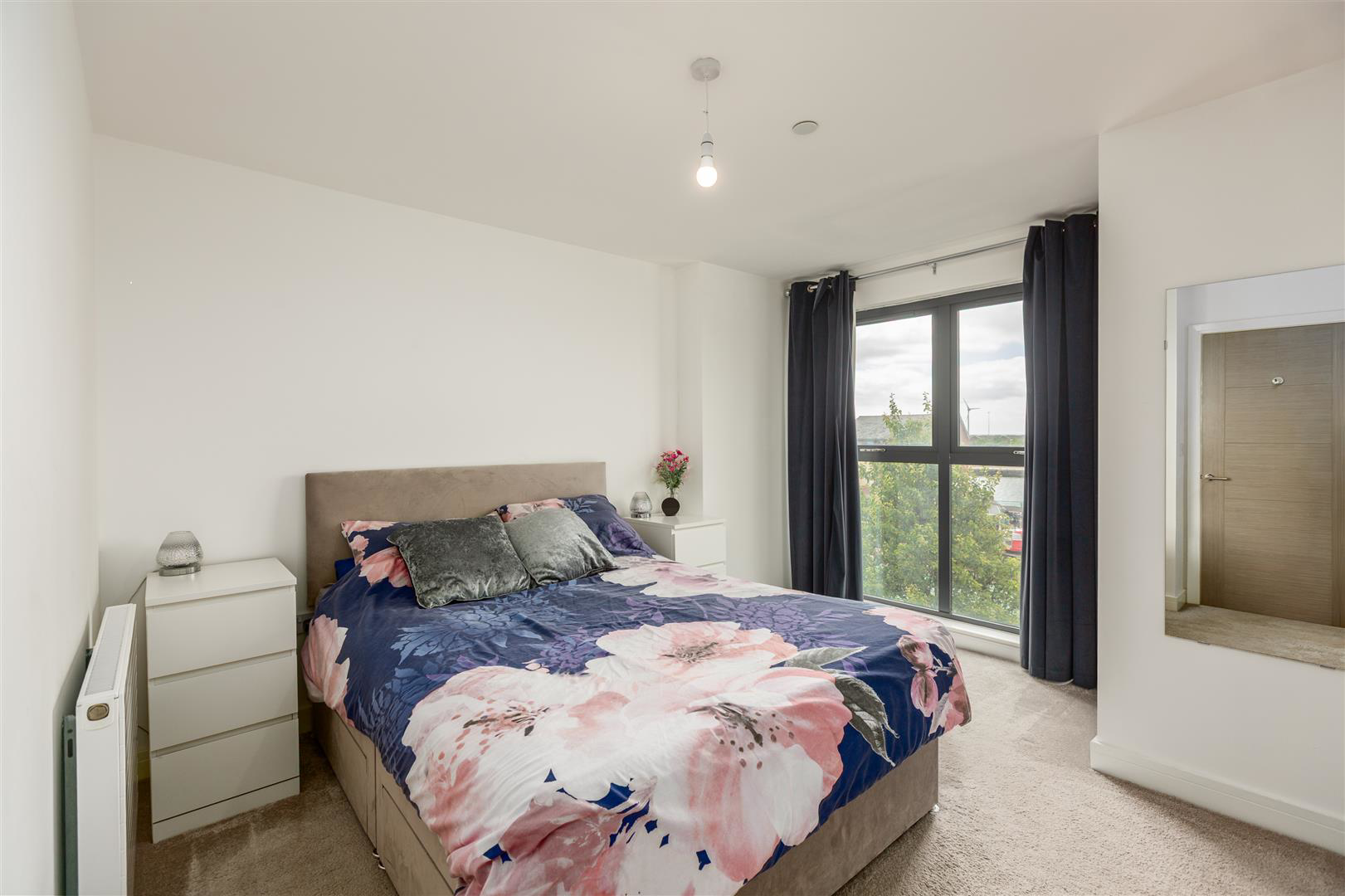 Langdon Road, Marina, Swansea, photo 8